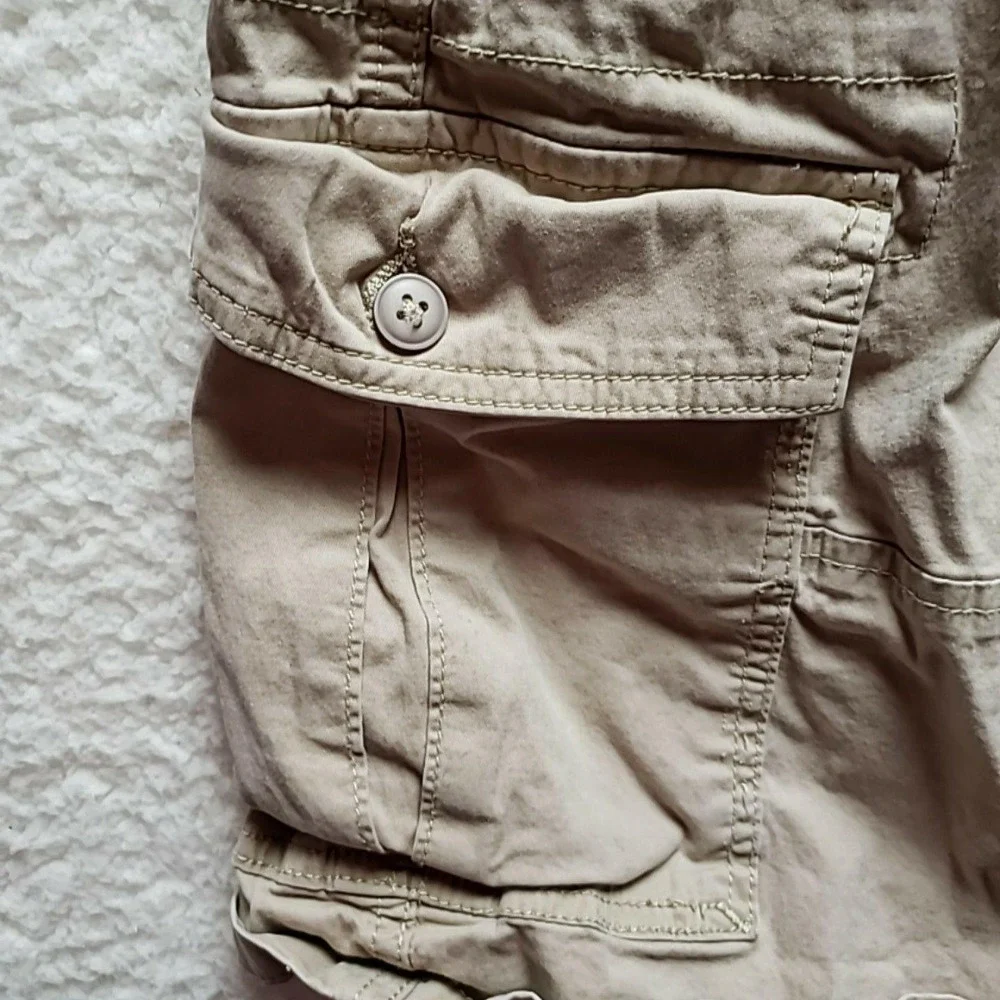 IZOD Cargo Shorts Mens 48 Beige Stretch Flat Front 11 Inseam Casual Summer